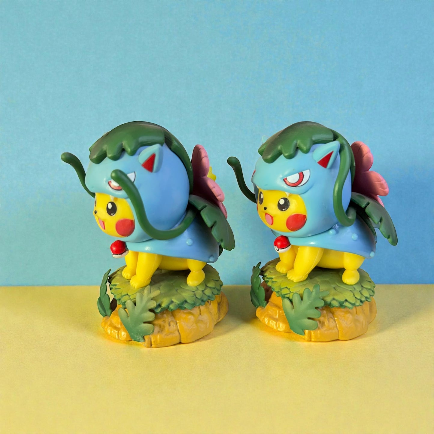 Pikachu Bulbasaur Cosplay Mini Figurine