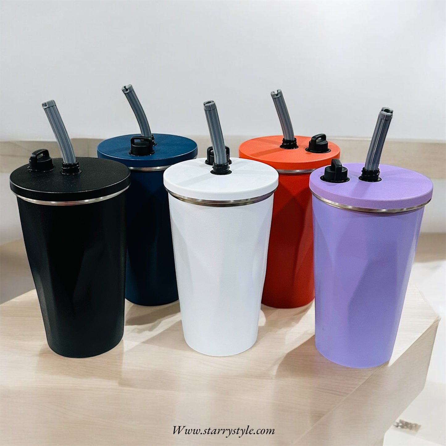 Stainless Steel Diamond Cut Coffee Cup with Steel Straw | Airtight Cap & Leak-Proof | 500 Ml | Assorted Colors | Box Packing