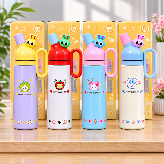 Cute Critter Handle Flask Bottle – 800ml 🐰🍎🦋